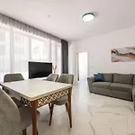 Lägenhet Zhelyazkova Sunny 2br