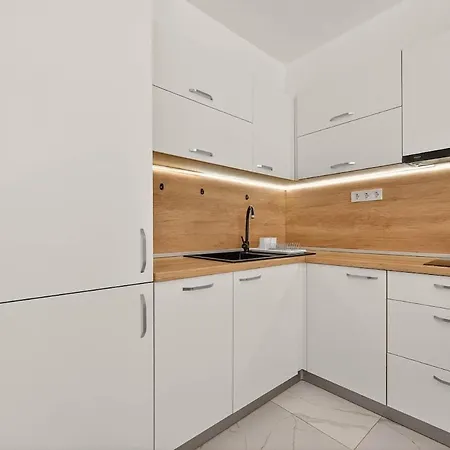 Zhelyazkova Sunny 2br *