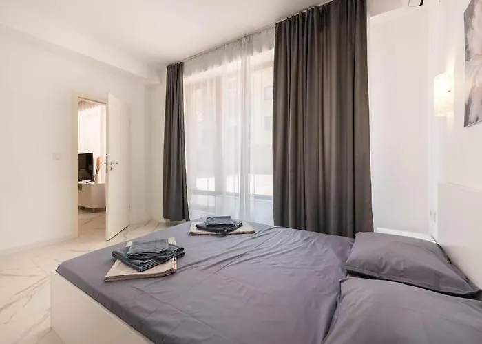 Apartment Zhelyazkova Sunny 2br Warna