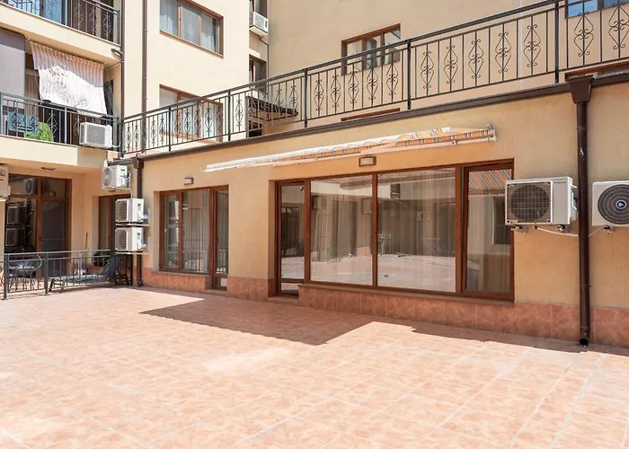 Zhelyazkova Sunny 2br Appartamento Varna