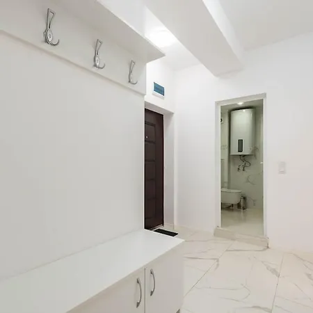 Zhelyazkova Sunny 2br Apartment Varna